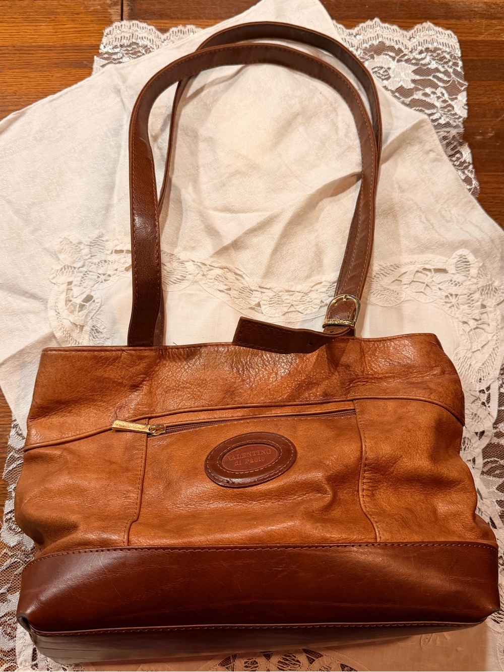 Vintage Valentino di Paolo Tan Leather Shoulder Bag - Classic Everyday Carry